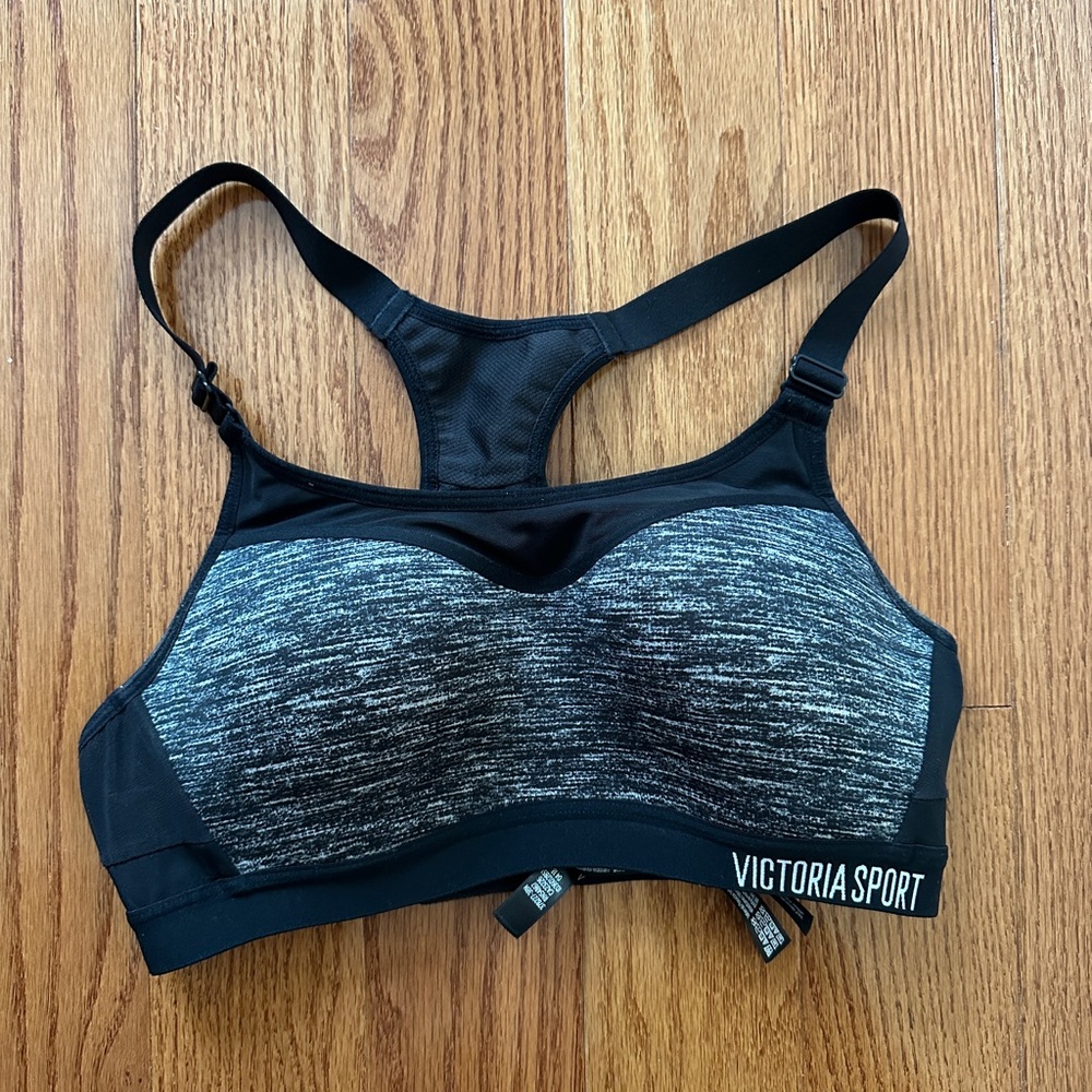 Victoria's Secret Heathered Gray Athletic Sports Bra